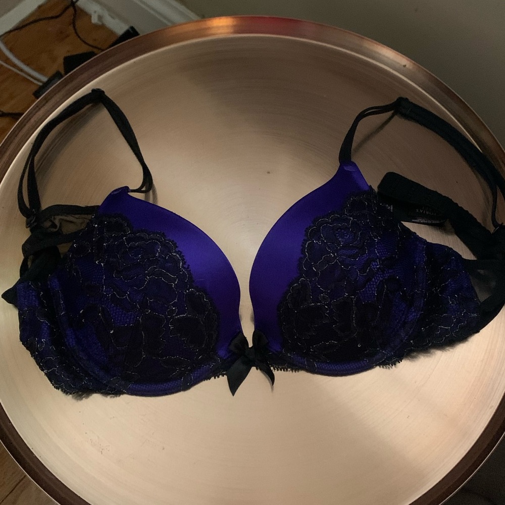 Victoria’s Secret bra